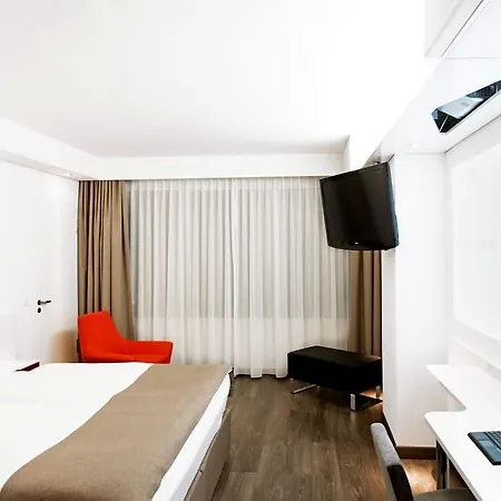 Dormero Hotel 4*