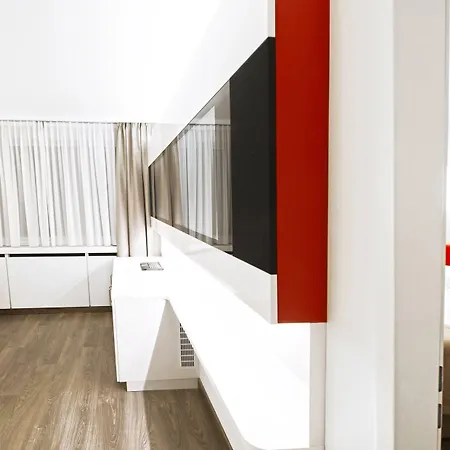 Ξενοδοχείο Dormero 4*